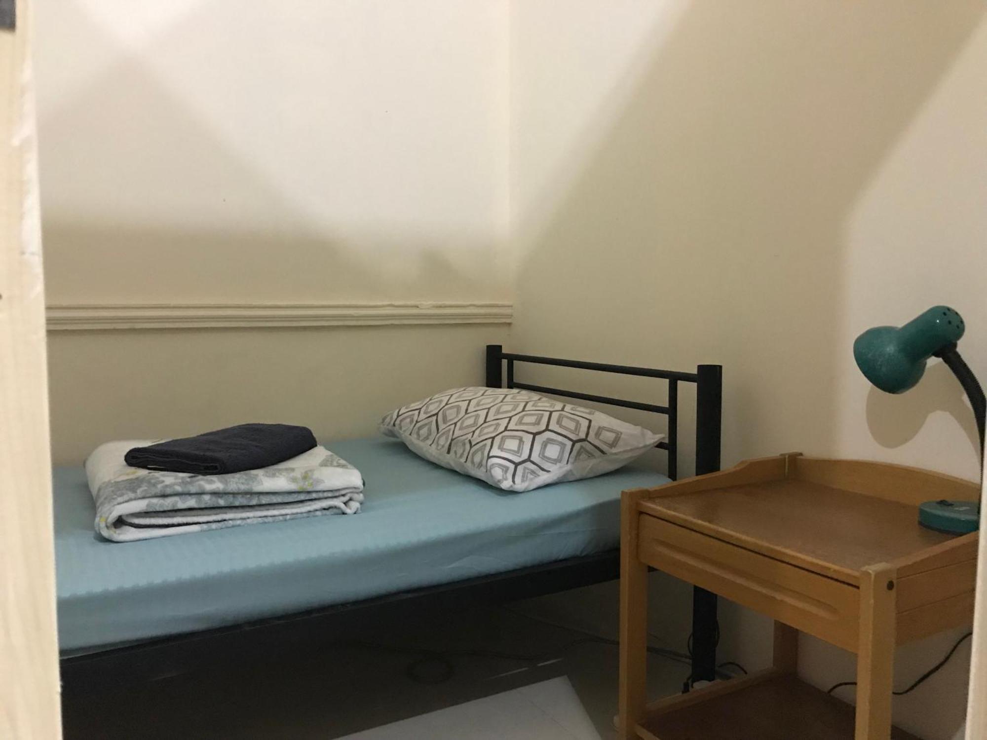 Backpacker'S Bed - No Parking Space Abu Dhabi Exterior foto